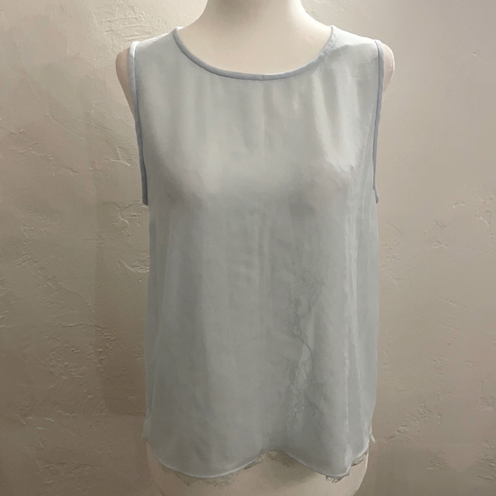 Chelsea 28 women’s lace top. Size S